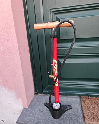 abbigliamento vario ciclista