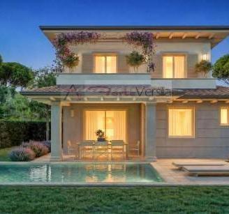 Villa di 179 m² con 5 locali a Pietrasanta