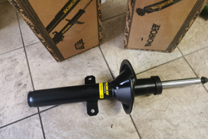 Ammortizzatori anteriori nuovi transit