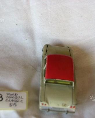 Corgi toys ford consul classic 315
