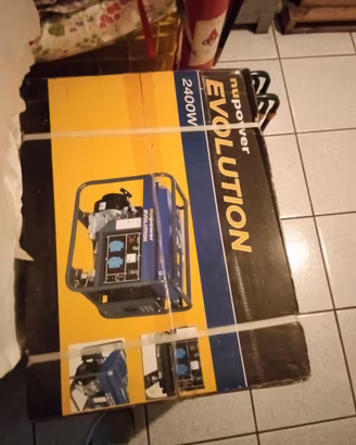 NUOVO- GRUPPO ELETTROGENO NU POWER EVO 2400W