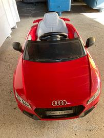 Audi TT elettrica a batteria con telecomando