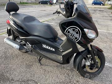 Yamaha X-Max 250 - 2011
