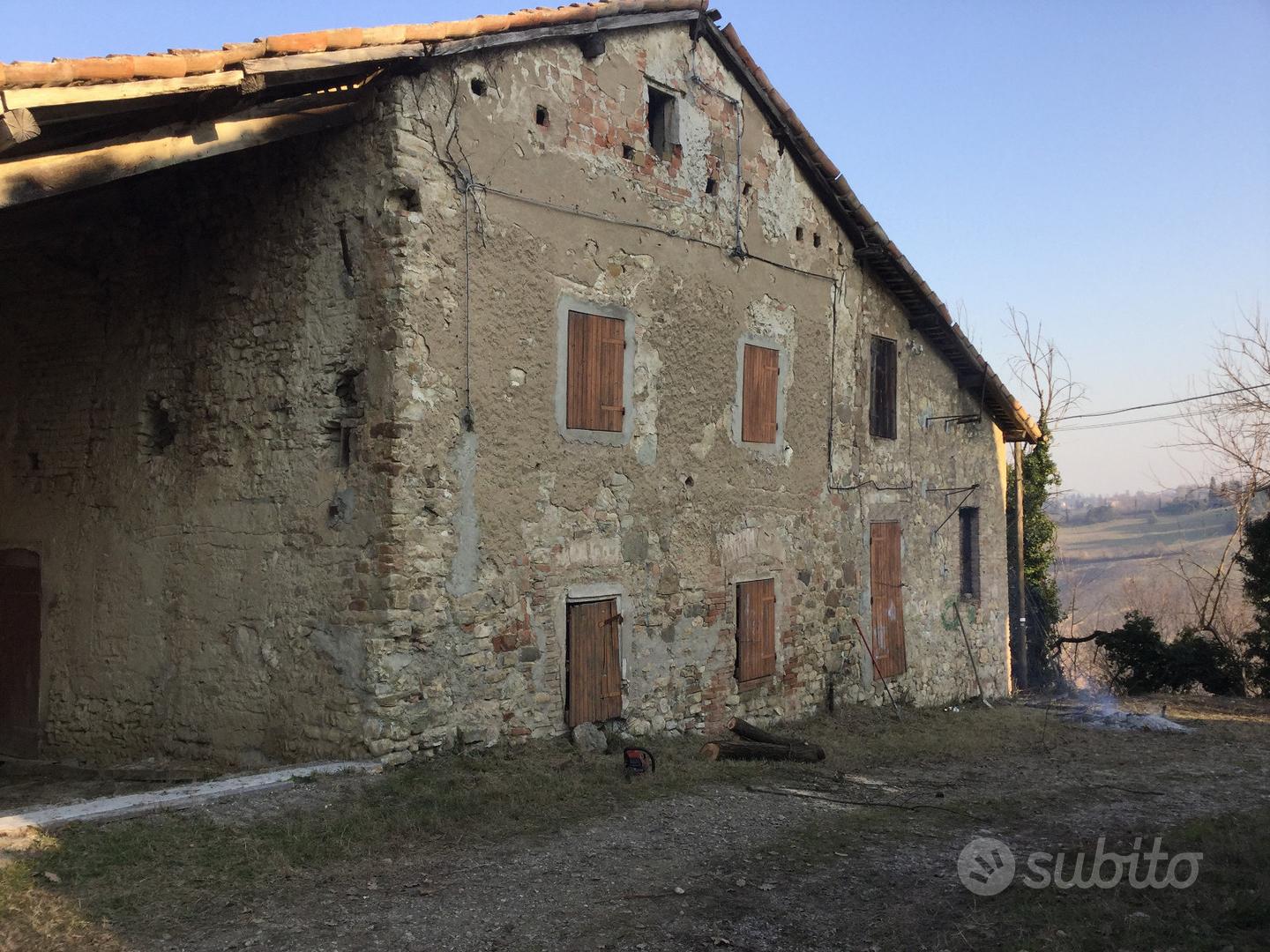 Complesso di rustici da ristrutturare - Vista 3