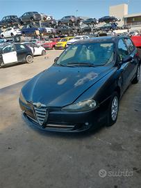 Alfa Romeo 147 JTDM con 0 km. Solo per ricambi.