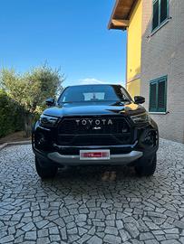 Toyota Hilux 2.8 D-4D A/T 4WD 4 porte Double Cab G
