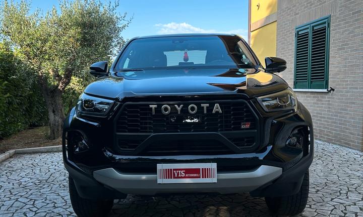 Toyota Hilux 2.8 D-4D A/T 4WD 4 porte Double Cab G