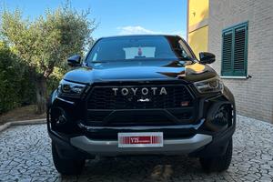 Toyota Hilux 2.8 D-4D A/T 4WD 4 porte Double Cab G