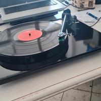 Giradischi Rega Planar 1 Plus con preampli-phono