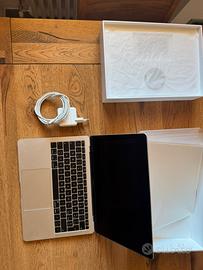 Apple MacBook Air 13" Retina