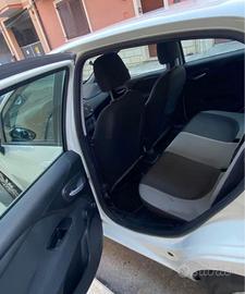 fiat punto 1.3   Compreso passaggio Leggi bene