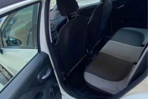fiat punto 1.3   Compreso passaggio Leggi bene