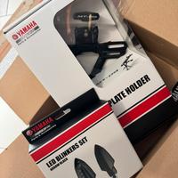 PORTATARGA + FRECCE LED ARROW YAMAHA MT09 2021-