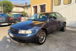 Audi A4 1.8 cat