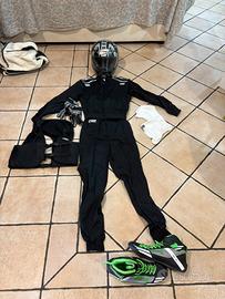 Kit completo kart: tuta, scarpe, paracostole,casco