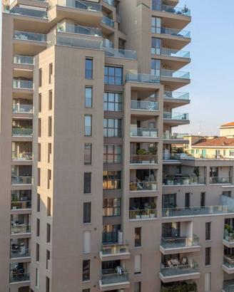 Appartamento di 69 m² con 2 locali e box auto a Mi
