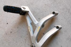 pedana passeggero sx KTM 690 SM