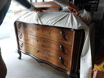 cassettiera stile antico