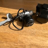 Fujifilm X-T10 con obiettivo XC 16-50mm
