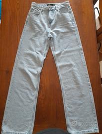 Pantalone jeans Stradivarius con brillantini