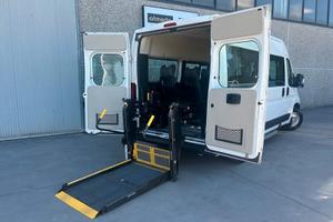 Peugeot Boxer TRASPORTO DISABILI Tetto alto