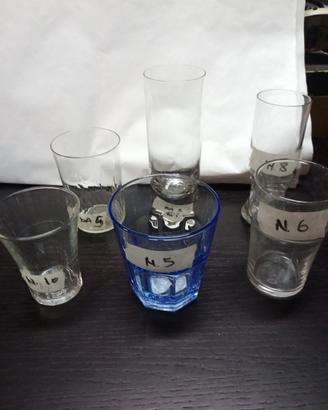 scatola di bicchieri varie misure 