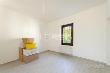 AMPIA SOLUZIONE SU DUE LIVELLI SENZA SPESE CONDOMI