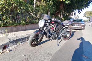 MV AGUSTA BRUTALE 1090RR SCARICO E CARBONIO