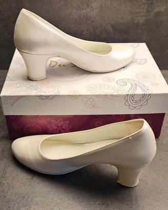 Scarpe Dú Simón con tacco in pelle bianca da matri