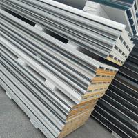 STOCK PANNELLI COIBENTATI TETTO E PARETE