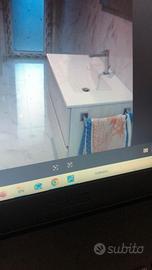 Mobile bagno sospeso