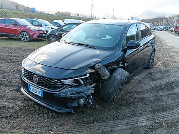 Fiat Tipo 1.3 Mjt S&S 5 porte LOUNGE