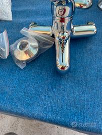 Miscelato esterno per vasca