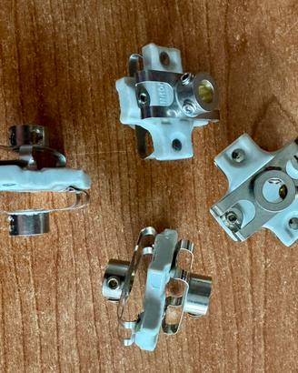 Quattro giunti ceramici Johnson 250 NOS