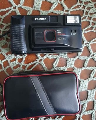 Macchina fotografica Premier PC-900 vintage