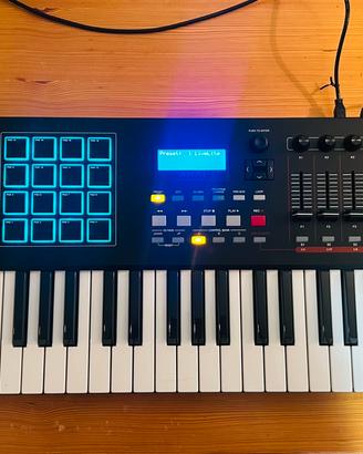 Akai MPK 261