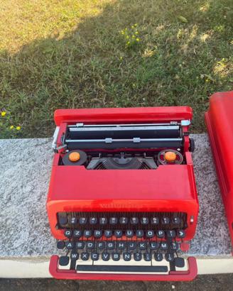 Macchina da scrivere Olivetti