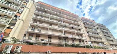 2 LOCALI A BARI