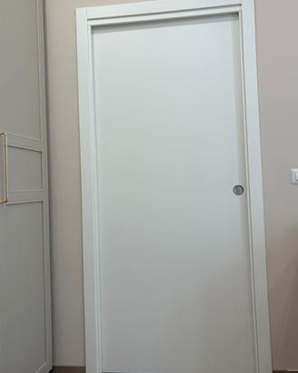 Porte scorrevoli ancora imballate da 80