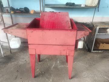 Vasca lavaggio pezzi industriali con pompa