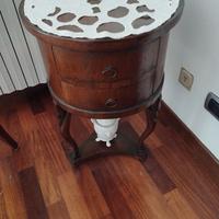 Elegante comodino a colonna primi 800