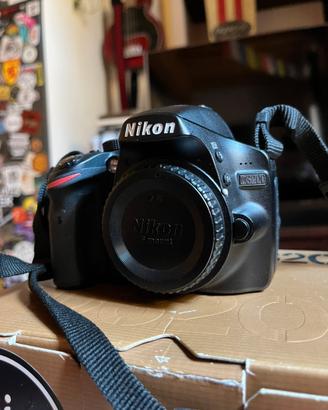Nikon d3200 solo corpo macchina