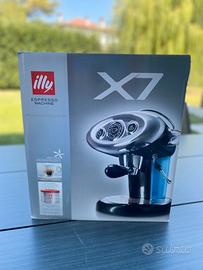 Macchina da caffe Illy X7 nera