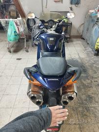 Honda VFR v4vtec