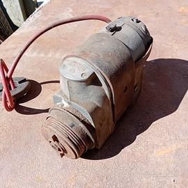 Magneto Bosch vintage per motore 4 cilindri