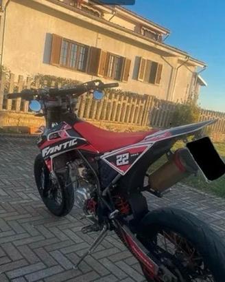 fantic motard 125cc 4t