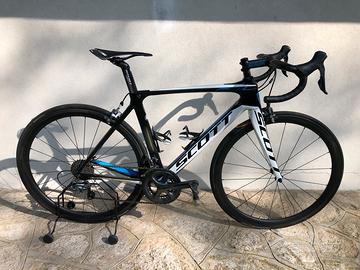 SCOTT Foil carbonio + optional e Shimano Ultegra