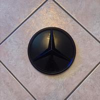 stemma nero mercedes