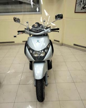 piaggio Beverly 250