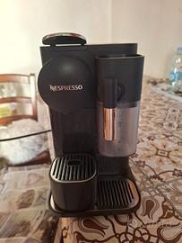 Macchina caffe NESPRESSO